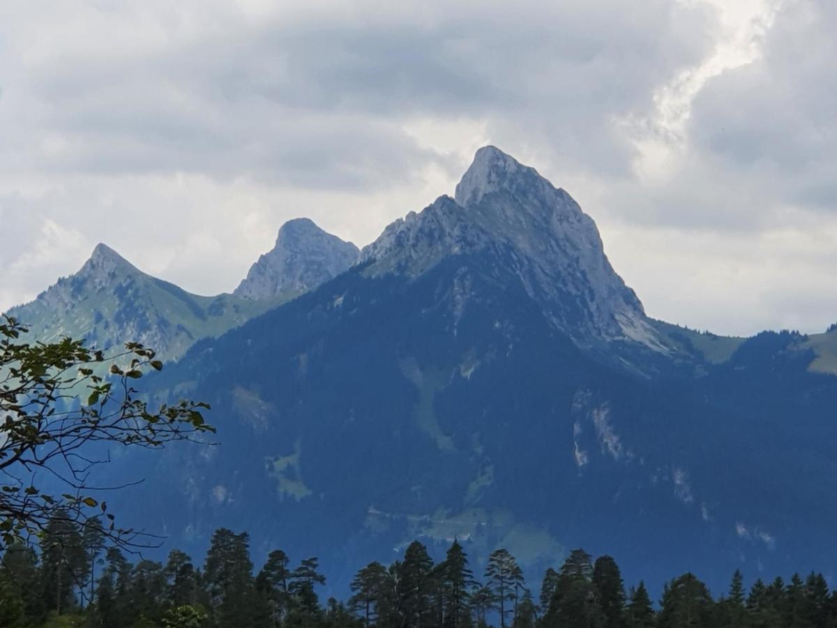 Ferienwohnung Tiroler Auszeit & Whirlpool Хёфен Экстерьер фото